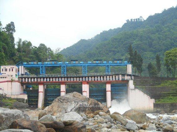 Dam on Jaldhaka River