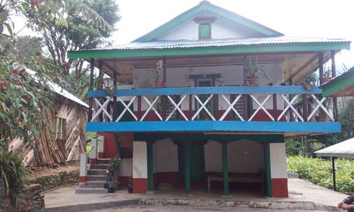 Homestay Balcony